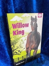 Willow King. Platt, Chris und