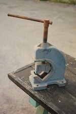 Robuster alter Rohrschraubstock Presse Spindelpresse Handhebelpresse 