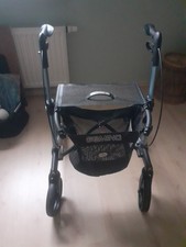 Rollator Gehhilfe, Leichtgewicht, Silber, Kompakt Faltbar