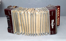 Akkordeon Gebraucht