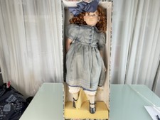 Künstlerpuppe Ruth Treffeisen