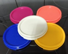Tupperware - 1 x Deckel "runde Eidgenossen"  (1607); Ø 9 cm; div. Farben