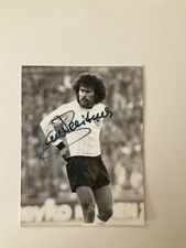 Altes Pressefoto Paul Breitner im DFB Trikot signiert Autogramm schwarz weiß 81