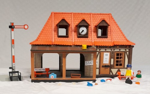 Playmobil eisenbahn bahnhof - playmobil,