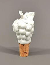 9924109-d W&A Porzellan Figur Flaschenverschluss Weintraube weiß bis.L7cm