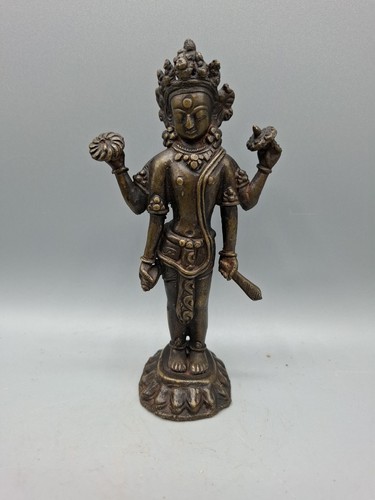 Tara shiva auf lotossockel - tara,
