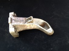 D47/   Mercedes Benz W123 300D OM617 OM616  Motorhalter  R6152231404