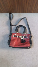 ausgefallene Damenhandtasche  ,Umhängetasche KunstLeder schwarz/rot,
