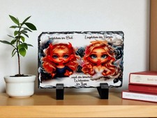 Schiefertafel auf Standfuß