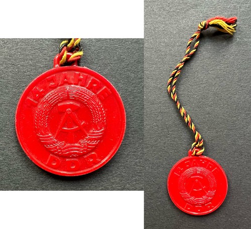 Ddr abzeichen plastik medaille - abzeichen,