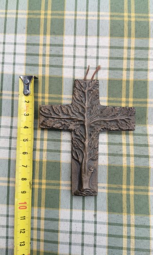 Wandkreuz aus bronze - wandkreuz,