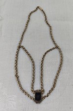 Collier mit Anhänger & Gemme