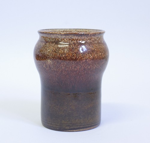 Getöpferte vase braun - getöpferte,