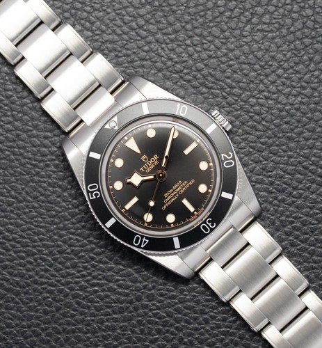 Tudor black bay - black, 54