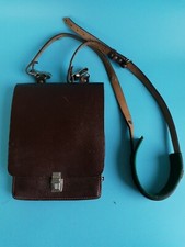 Alte Kartentasche gemarkt Ausrüstung Uniform braun 26x20x4 Leder verstellb. Riem