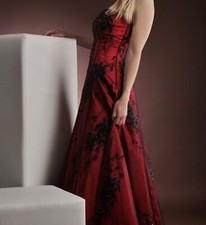 Ballkleid Abendkleid  roter  Chiffon mit schwarzer Spitze lang 36