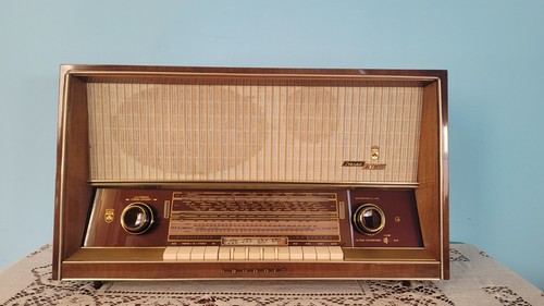 Röhrenradio restauriert - röhrenradio,