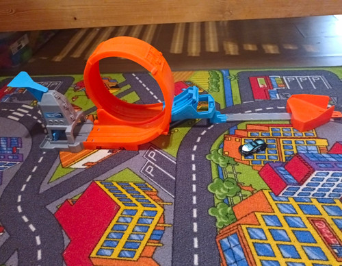 Hot wheels track builder - wheels,