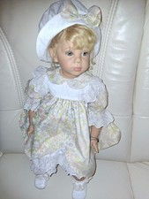 Künstlerpuppe Götz, Janina