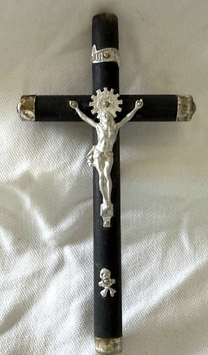Altes kruzifix wandkreuz holz - kruzifix,