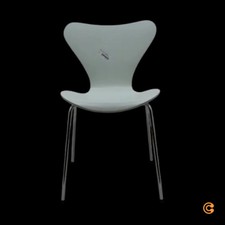 Fritz Hansen Stuhl Serie 7