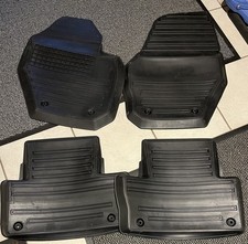 VOLVO XC60 Gummifußmatten-Set