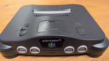 Nintendo 64 Spielekonsole - Schwarz N64 Inkl. 4 Controller, Spiel, HDMI, etc