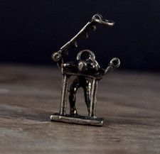 Charm Anhänger Silber 925 Pranger Vintage beweglich - markant & schaurig 