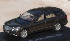 1:43 Mercedes-Benz E-Klasse T-Modell (S212)  Schuco  dunkelbraun-metallic