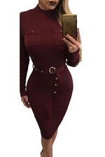 Tailliertes Kleid Knöpfe