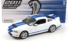 1:18 Greenlight 2011 Ford