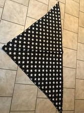 Schal Tuch Halstuch Damen XXL Dreieckstuch Karabiner Schwarz Weiß Sterne Punkte