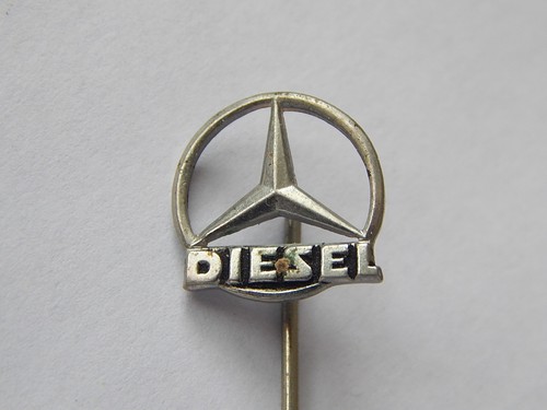 Mercedes diesel anstecknadel - mercedes,