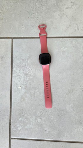 Fitbit versa 40mm - versa,