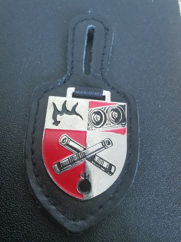 Brustanhänger