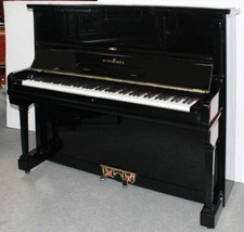 Klavier Schimmel 132, schwarz