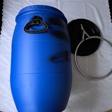 60 L Kunststofffass mit Deckel