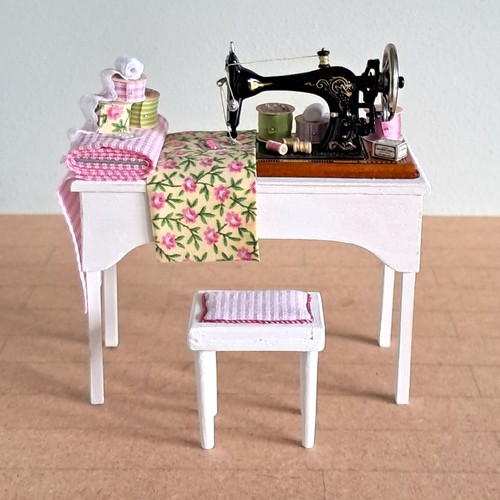 Heidi ott nähmaschine tisch - heidi, nähmaschine,