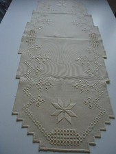 " Hardanger - Tischläufer - Handarbeit - 100 x 42 cm - neuwertig "