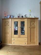 Zeitloses Highboard (Buche)