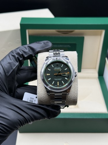 Rolex milgauss 116400gv green - rolex,