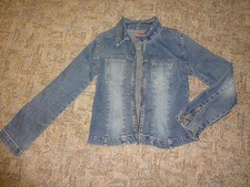 Schöne Jeansjacke für