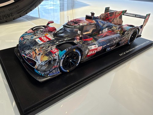 Bmw hybrid art - bmw, julie
