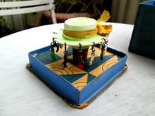 ALTES 30-40 J. " GLASMERKER -