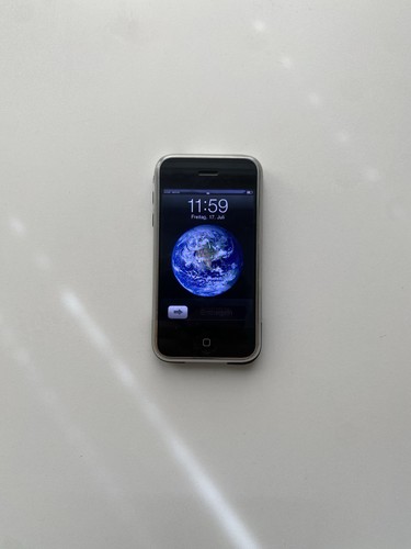 Apple iphone generation - apple, 2g