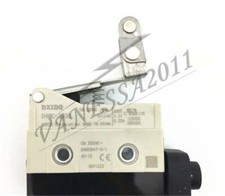 1PCS Neu Omron D4MC-3030 Limit Schalter