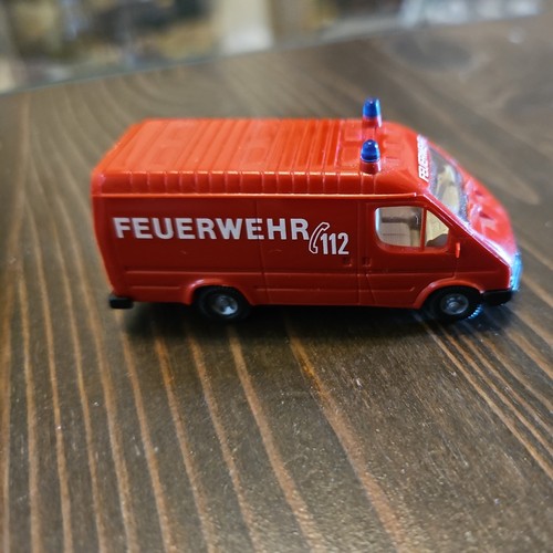 Praline revell ford transit - praline/revell,,