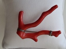 Antike Korallenbrosche 