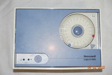 Honeywell Centra ZG252N Kompaktregler Witterungsgeführt mit analogen Schaltuhr