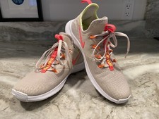 WOMENS NIKE FREE TR 8 Training